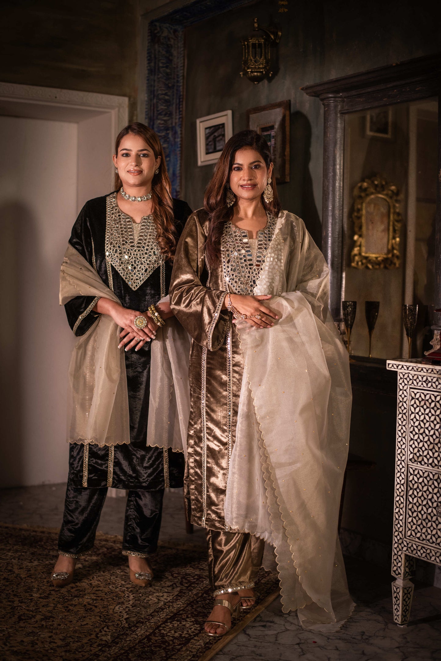 Sheesh Mahal Set Taupe